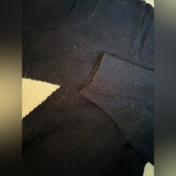 Women's Dark Navy Sweater with Bird Design - Picture 6 of 9